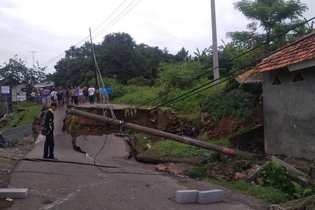 Banjir Bandang dan Longsor...