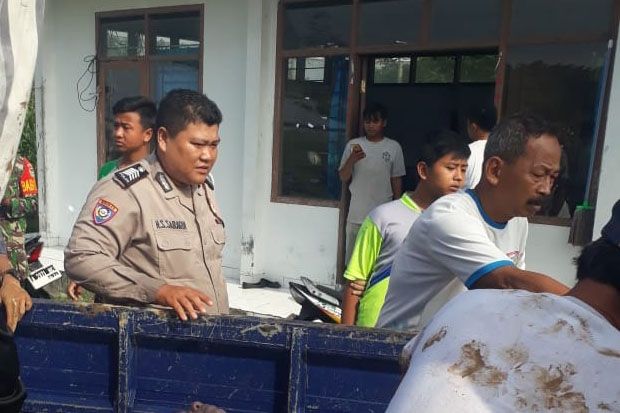 Korban Banjir Lebak...