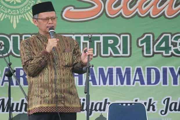KH Yunahar Ilyas Wafat,...