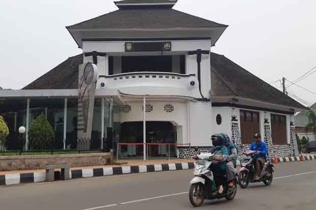 Gedung Kembar di Purwakarta,...