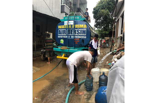 Bantu Korban Banjir,...