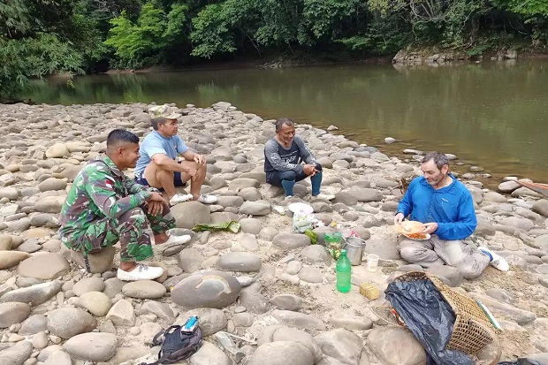 Hilang di Hutan Kalimantan,...