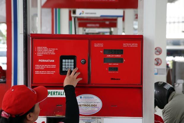 Harga Pertamax Cs dan...