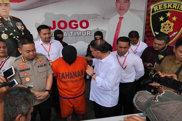 Peredaran Uang Dolar...