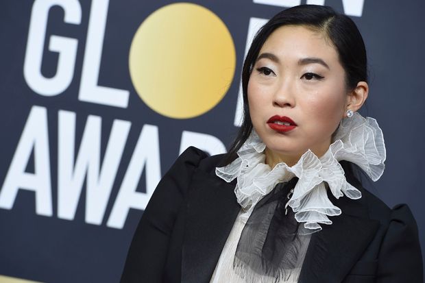Awkwafina Cetak Sejarah...