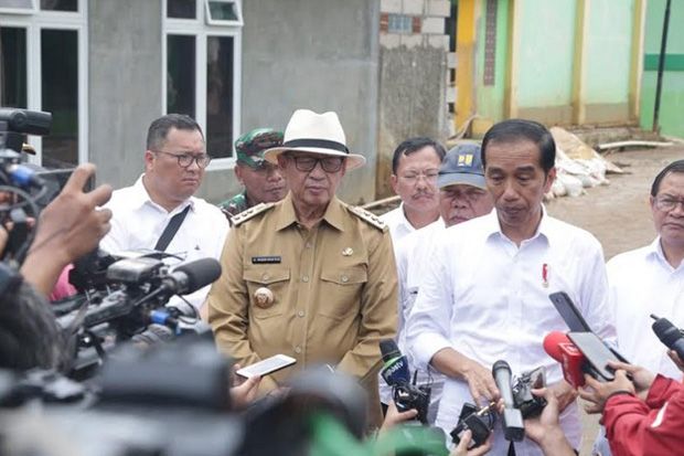 Banjir Bandang Lebak,...