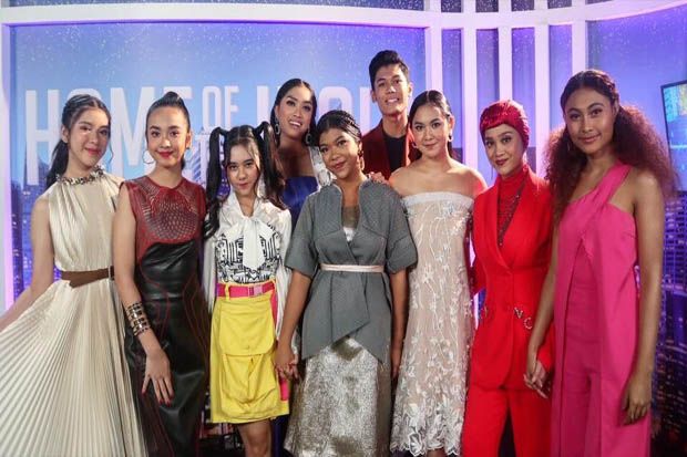 8 Kontestan Lolos ke...