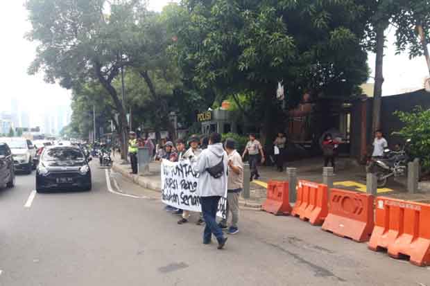 Aliansi Mahasiwa Demo...
