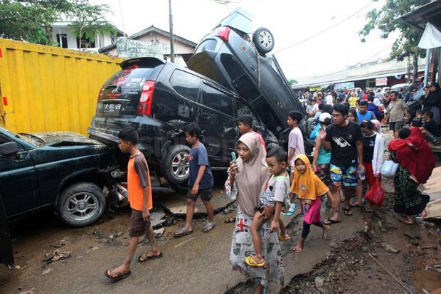 Akbat Banjir 89 Titik...