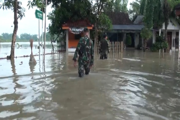 Sungai Lamong di Mojokerto...