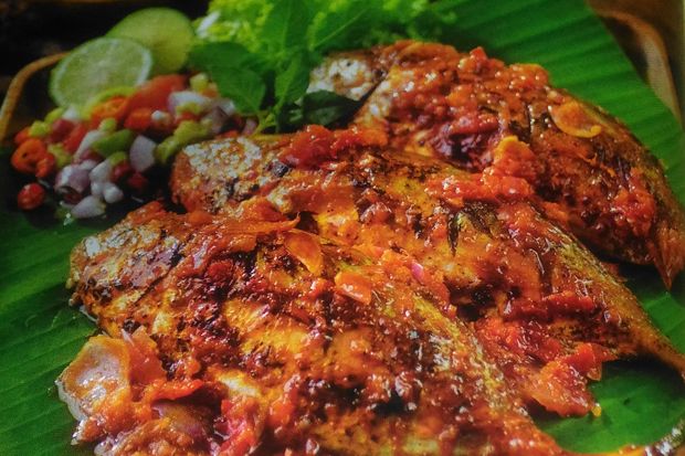 Sensasi Pedas Ikan Tude...