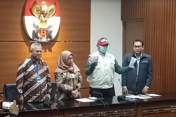Wahyu Setiawan Minta...