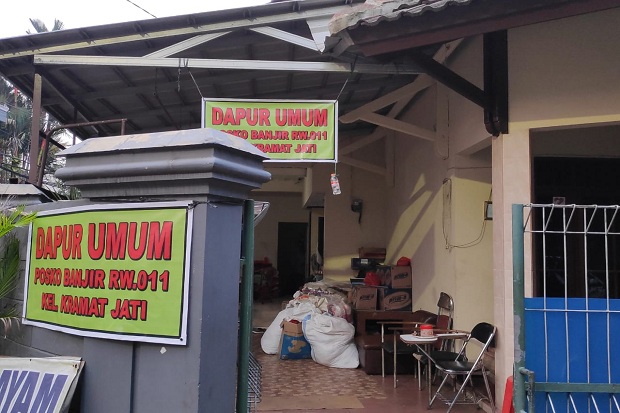 Ratusan Korban Banjir...