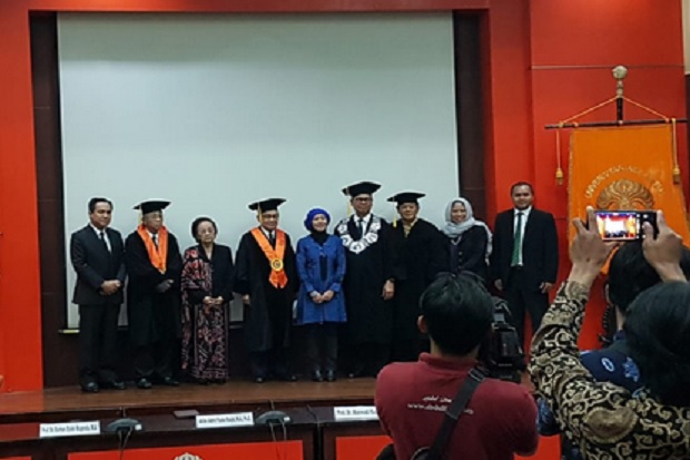Bedah Pengelolaan Air,...