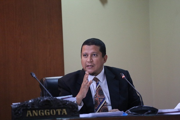 Pleno DKPP Tetapkan...