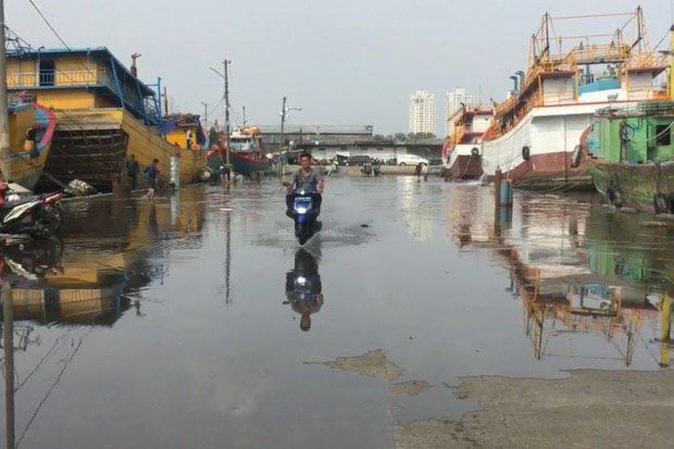 Banjir Rob Mulai Menggenangi...