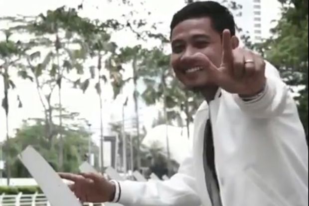 Persija Umumkan Kedatangan...