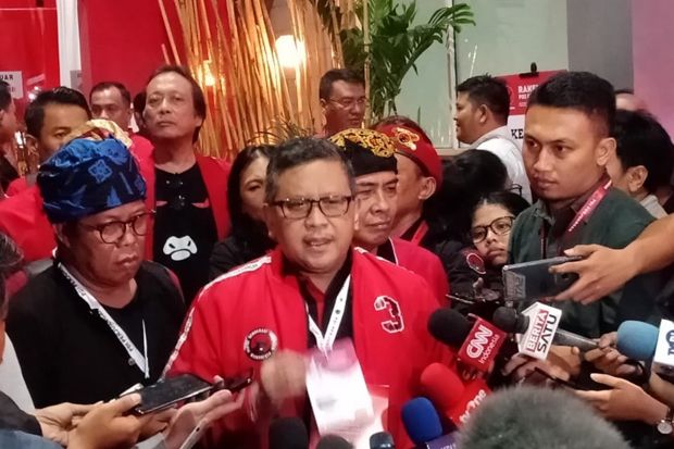 Hasto: Hari Ini ada...