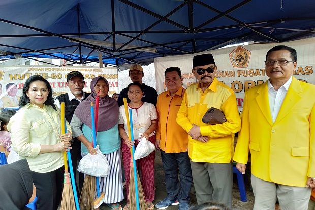 Bantu Korban Banjir,...