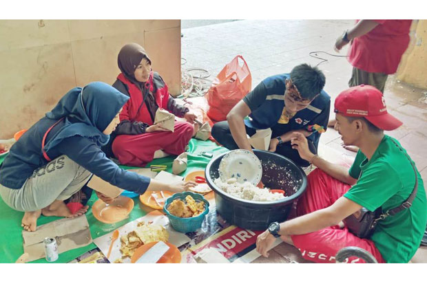 Dapur Umum Jakut Standby...