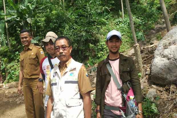 Dampak Longsor dan Banjir,...