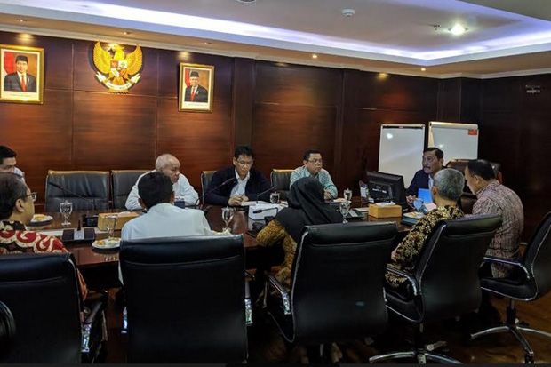 KPK Sambangi Luhut Pandjaitan,...