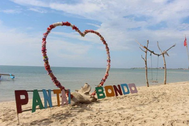 Selain Karimun Jawa,...