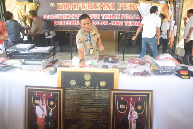 Polda Jateng Periksa...