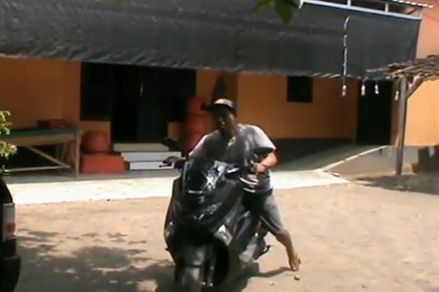 Menabung 2 Tahun Pria...