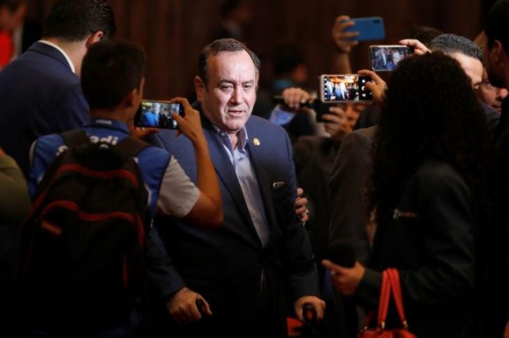 Presiden Baru Guatemala...