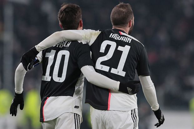 Aksi Dybala-Higuain...