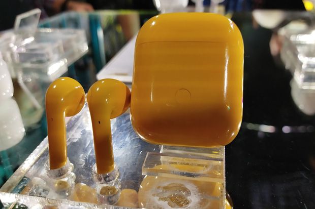Desain Mirip Apple AirPods,...
