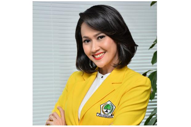 DPR Sayangkan Kisruh...