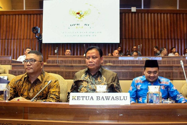 Bawaslu Keluhkan Ada...
