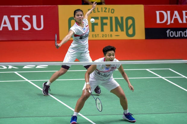 Juara Bertahan Tumbang,...