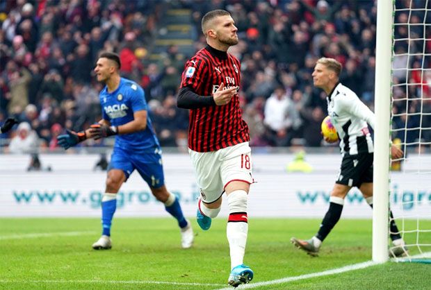 AC Milan Cetak Comeback...