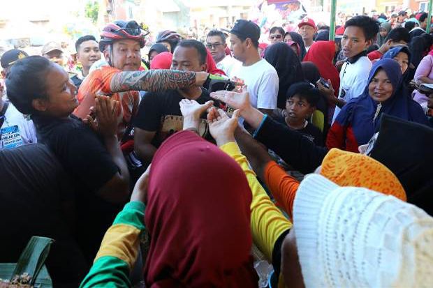 Kemeriahan Festival...