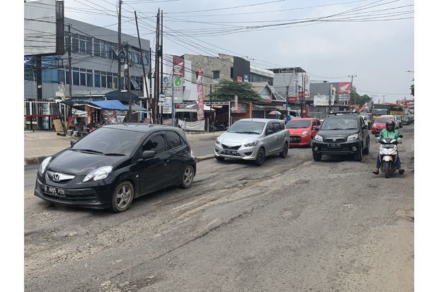 Diterjang Banjir, Belasan...
