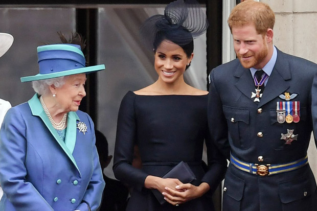 Ratu Elizabeth: Harry...