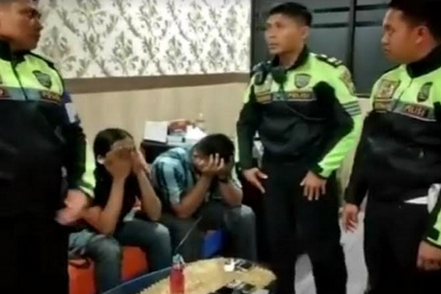Pesta Sabu di Rest Area...