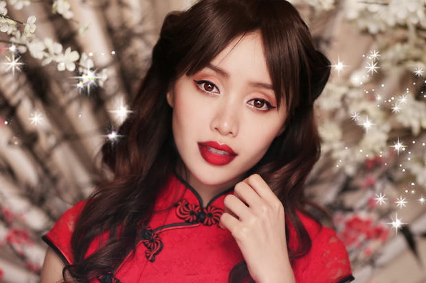 Inspirasi Makeup Bernuansa...