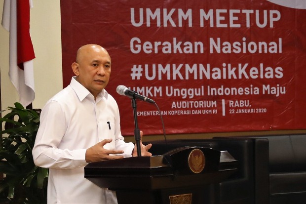 Menteri Teten Sambut...