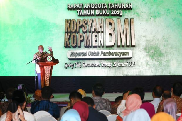 Menkop Teten Pastikan...
