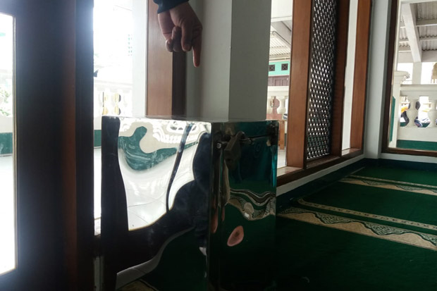 Viral, Kotak Amal Masjid...