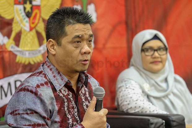 Riza Patria Lebih Populer,...