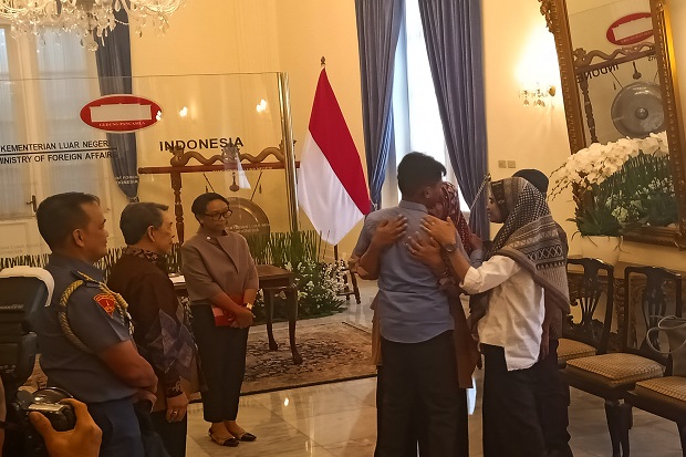 Bebas dari Abu Sayyaf,...