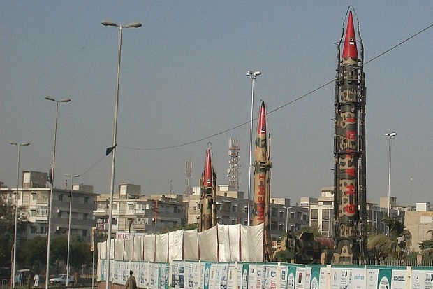 Susul India, Pakistan...