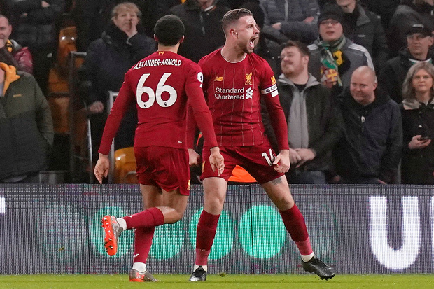 Tandukan Henderson Membuat...