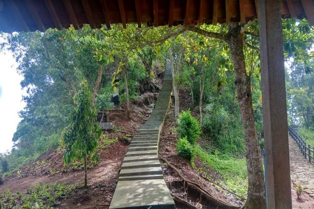 Misteri Gunung Gambar,...