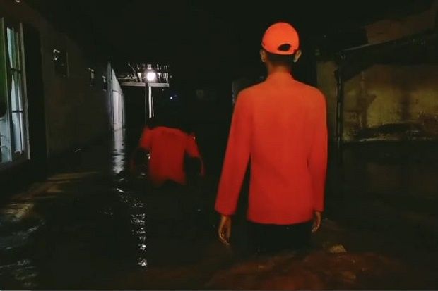 Puluhan Rumah di Cirebon...